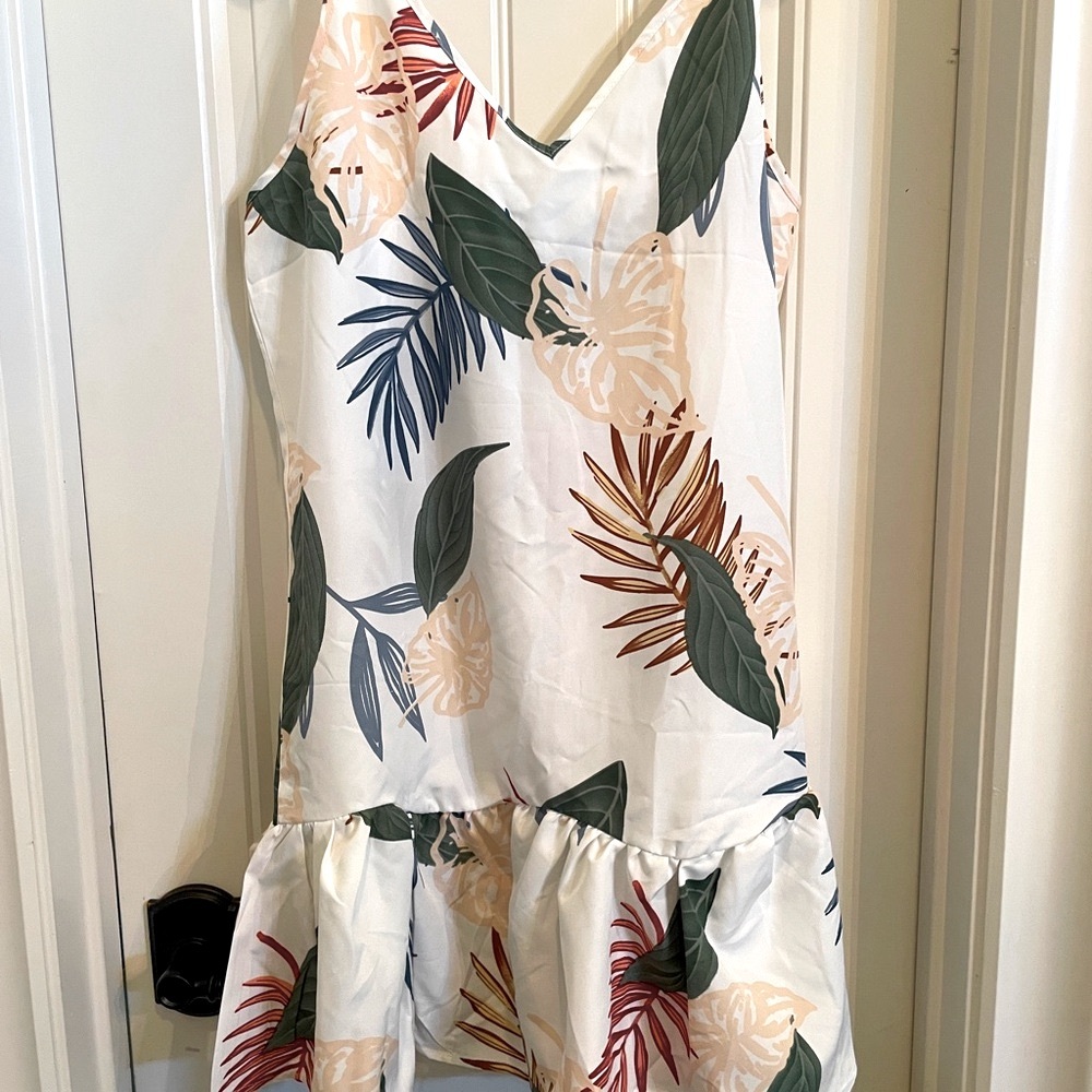 Sun dress Brand NEW! - Picture 3 of 4